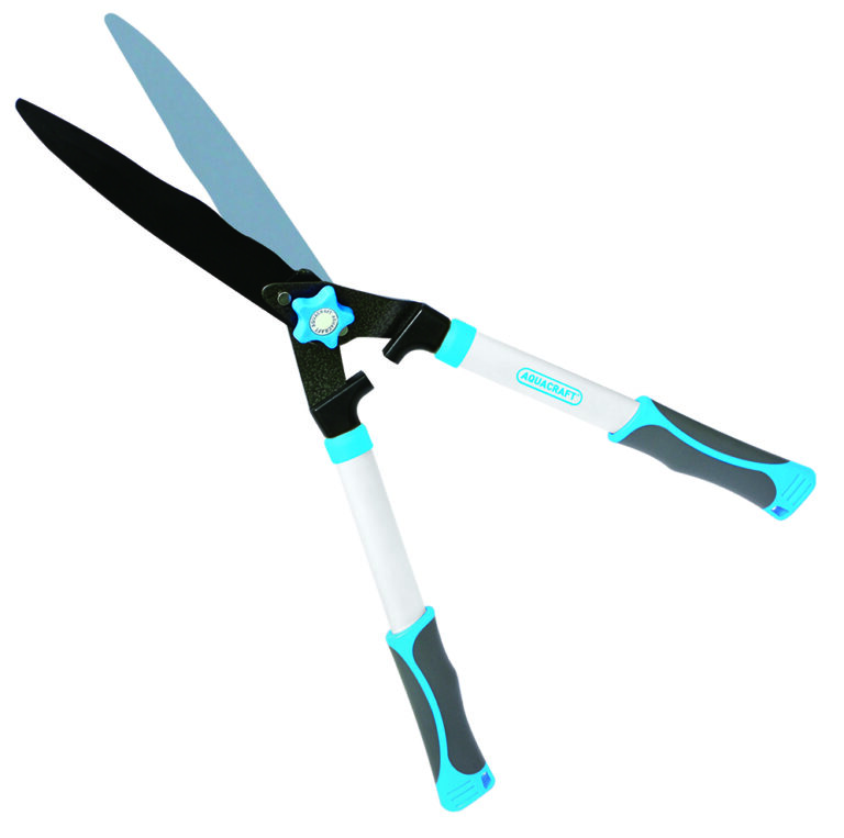 EASY AND ACCURATE CUTTING DUE TO PRECISION GROUND AND NON STICK COATED BLADES - 